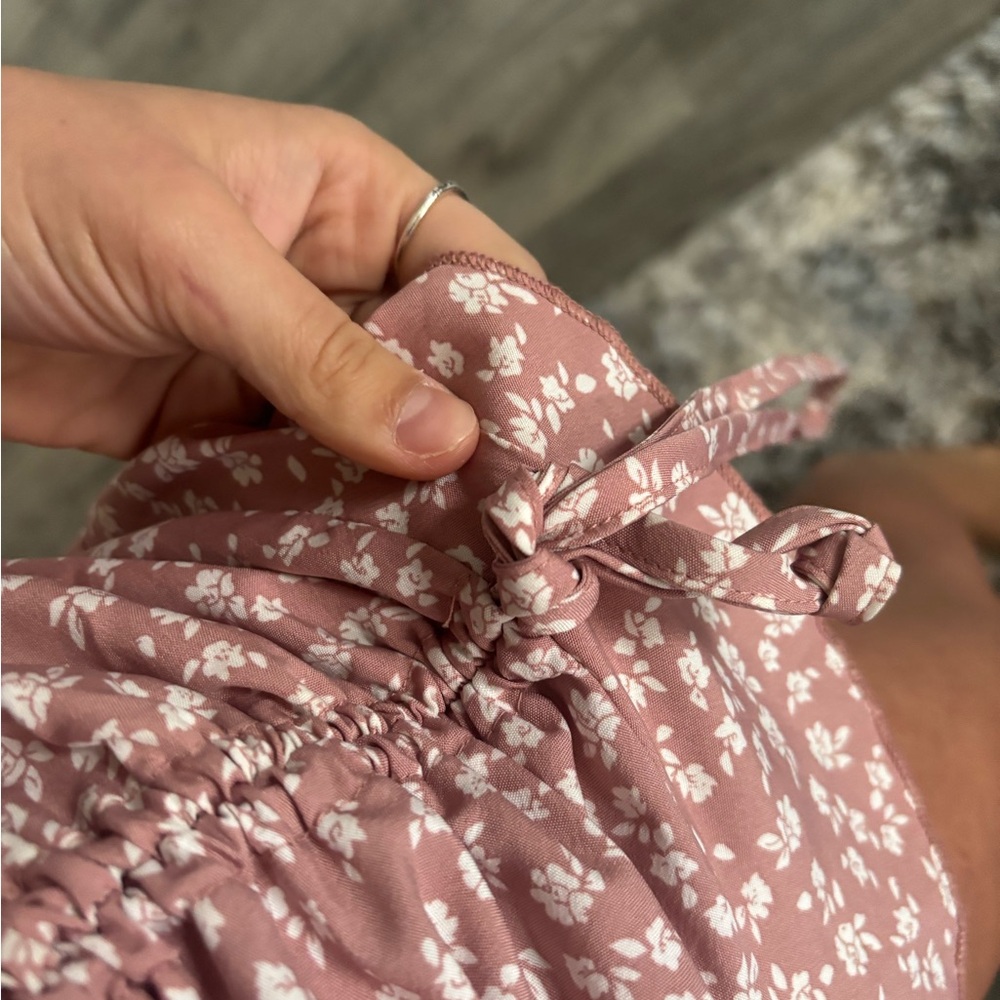 Black Long Sleeve Crop Top - Picture 3 of 3